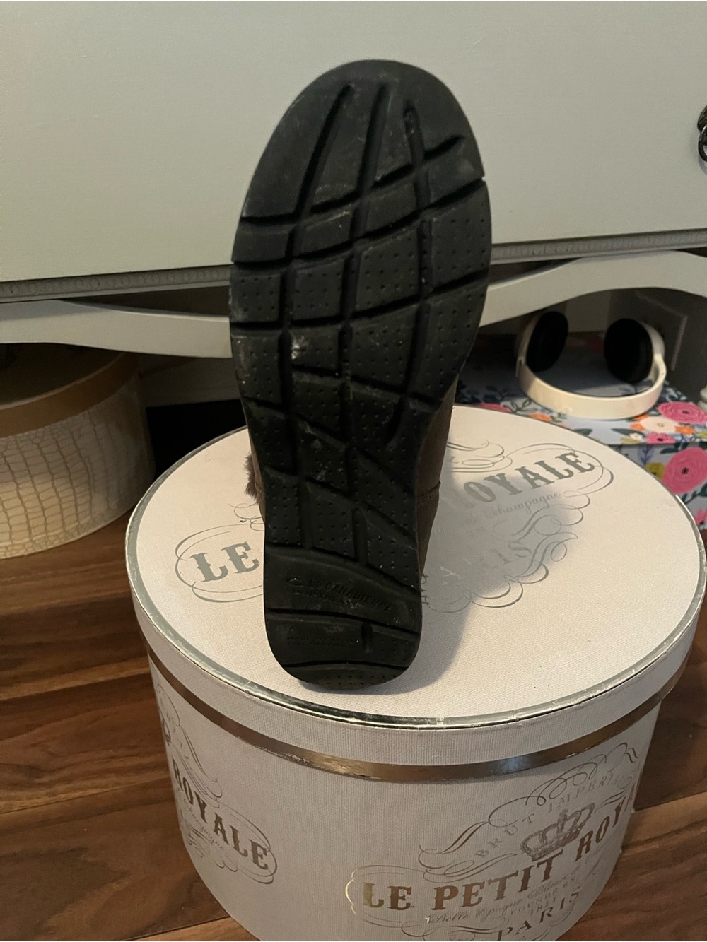 La CANADIENNE Tall Grey Suede Shearling-Lined Winter Boots - Picture 5 of 5